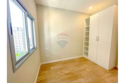 VENDO DEPARTAMENTO EN MOLAS LOPEZ PISO 14