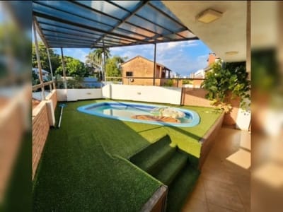 ???? Se Vende Casa semiamoblada en Area 1 CDE