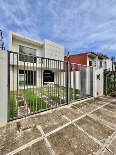 Oportunidad casa zona norte a estrenar av. aleman 9no anillo