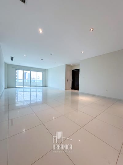 Vendo Hermoso Depto De 3 Habitaciones En Suite. Edificio Martinica
