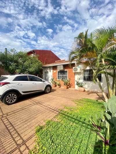 VENDO CASA EN LAMBARÉ ZONA SÚPER EL PUEBLO