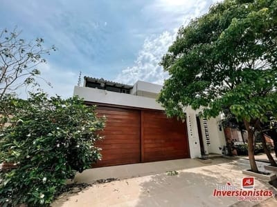 CASA DE DOS PLANTAS EN VENTA EN EL TERCER ANILLO BARRIO POLANCO