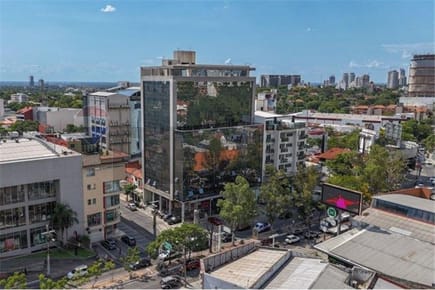 En Venta - Oficina en Sky Center