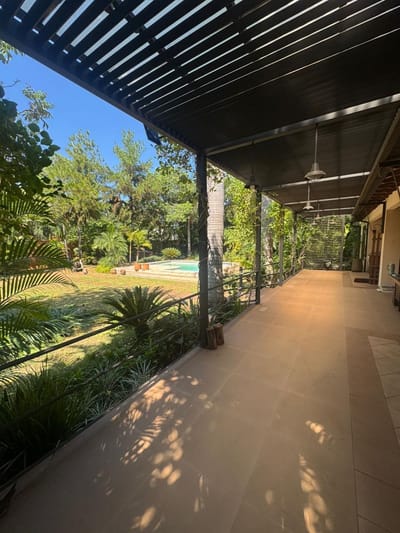 VENDO CASA EN BARRIO CERRADO LA FLORESTA - LUQUE 