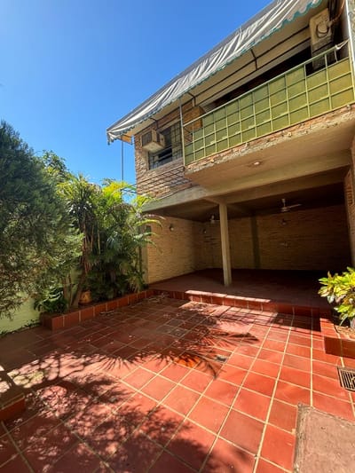 CIUDAD NUEVA ZONA MERCADO 4 CASA CON VARIOS AMBIENTES VENTA