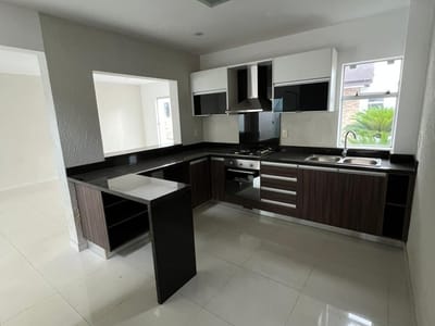 VENDO CASA DE 3 DORMITORIOS EN ITA ENRAMADA