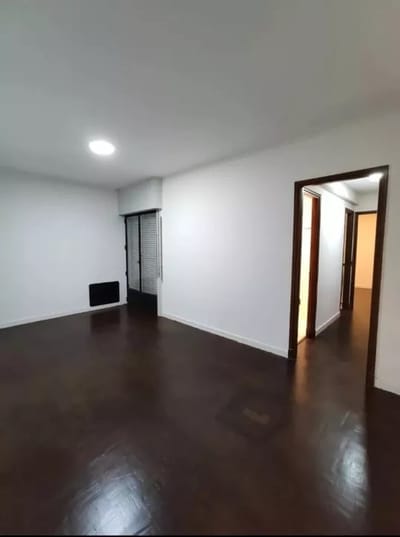 VENTA CON RENTA Centro, 1 Dormi, Piso 2 Al Contra Frente, Gc Bajos, garaje