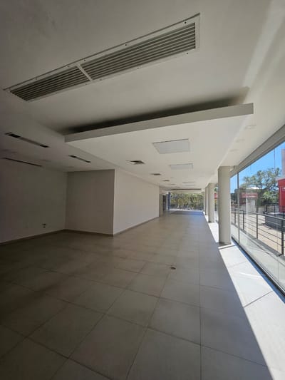 Alquilo local comercial en San Lorenzo
