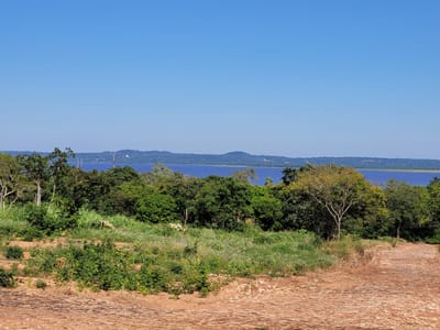 Exclusivos Terrenos con Impresionantes Vistas al Lago en Urbanización Las Marías, San Bernardino