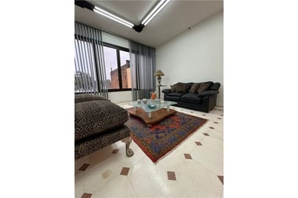 Oficina-Alquiler-} Ciudad Nueva, Asunción
