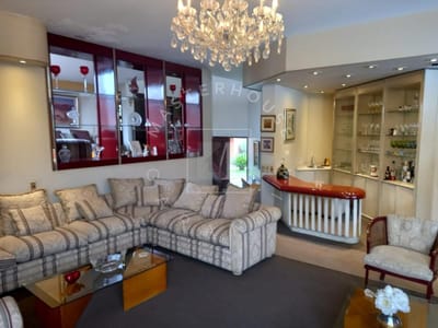 ¡hermosa Casa Ubicada En Zona Exclusiva De La Molina!