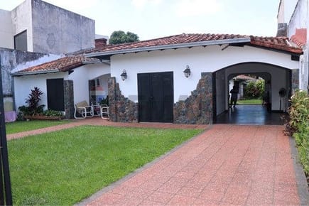 Casa-Venta-PY Asunción Ytay