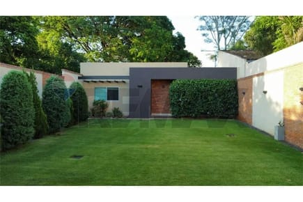 VENDO RESIDENCIA EN SAN VICENTE