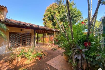 VENTA CASA COLONIAL, FERNANDO DE LA MORA-SUR