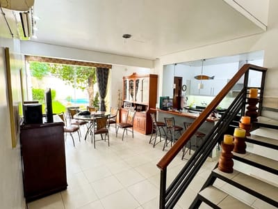 ALQUILO DUPLEX MODERNO EN LAMBARE 