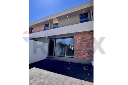 Dúplex Moderno en Venta – Lambaré | Esmeralda Las Palmas