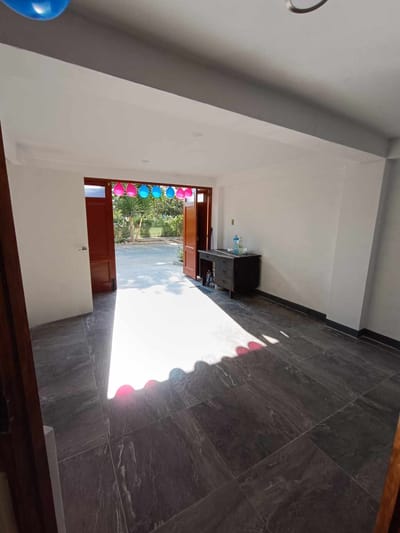 DEPARTAMENTO PRIMER PISO EN VENTA CON COCHERA - URB. EL PACIFICO  - SMP 