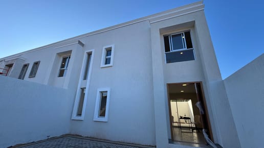 EN VENTA AMPLIO DÚPLEX A ESTRENAR EN FERNADO DE LA MORA ZONA NORTE 
