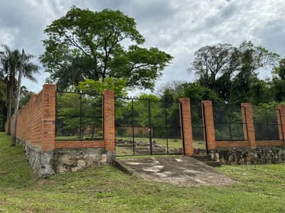 VENDO TERRENO EN ESQUINA EN SAN BERNARDINO FRACCIÓN LA GRUTA