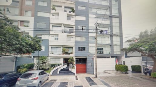 VENTA DE DÚPLEX 91 m² + COCHERA - MIRAFLORES