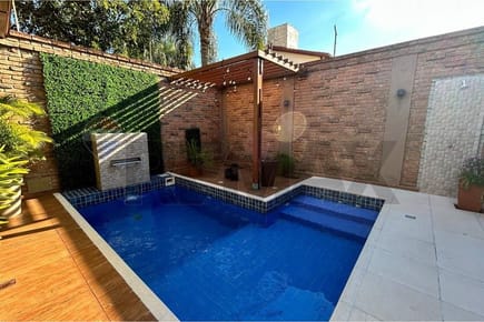 En venta amplia residencia - Cambyretá