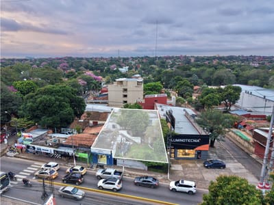 ¡Terreno en venta sobre Av. Cacique Lambaré!