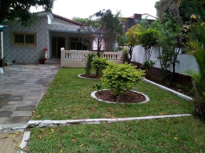 Vendo Casa 5 Dormitorios con Pileta en San Roque, Asunción