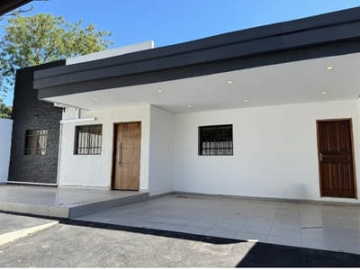  ALQUILO CASA EN FDO DE LA MORA ZONA NORTE!!!