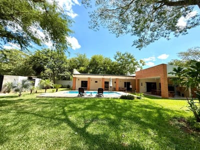 Casa en Venta 3 dormitorios - San Bernardino, Cordillera