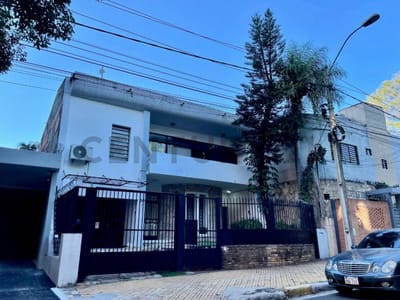 Venta de Casa en Las Mercedes, Asunción