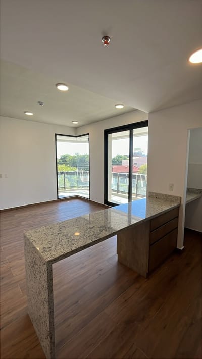 2 Dormitorios Piso 10, El Precio Por M² Más Alto Del Edificio - Magna Legión