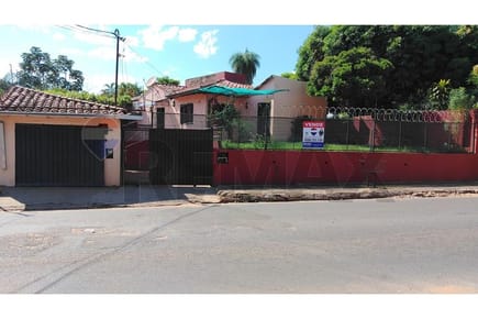 VENTA CASA EN SAN LORENZO 375m²