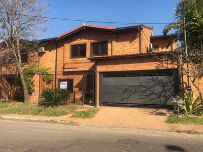 Vendo Duplex. Zona Goethe. Cod: BG