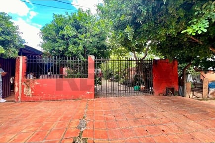 CASA EN VENTA EN MARIANO ROQUE ALONSO – AMPLITUD, COMODIDAD Y POTENCIAL