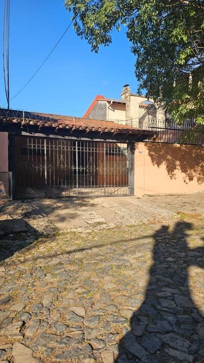 CASA EN VENTA EN BARRIO VIRGEN DEL HUERTO 