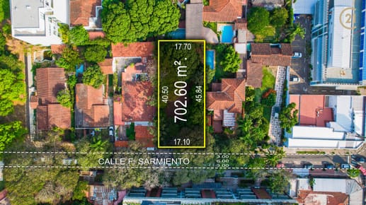 En Venta Casa Con Un Terreno Espectacular En Equipetrol