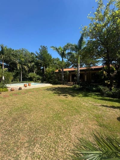 Casa en venta – Barrio Cerrado La Floresta, Luque