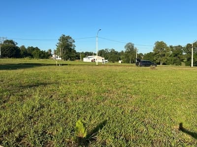 SE VENDE TERRENO EN ACARAY COUNTRY 