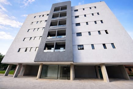 Departamento-Venta-Calle 1 e/ Mbuyapey, Laguna Grande