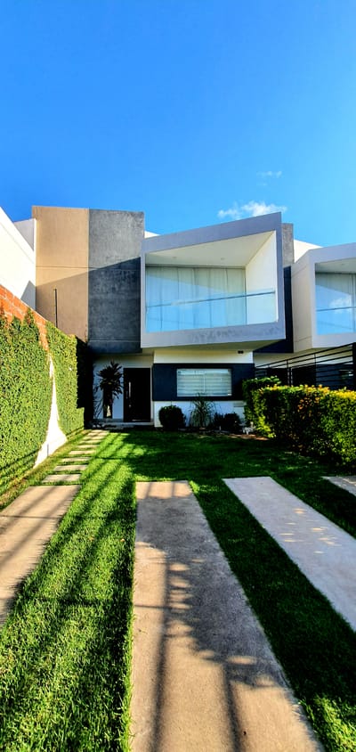 Casa en Venta Zona Norte - Riviera del Remanso