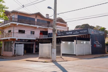 Vendo Importante Esquina (lavadero + edificio)/ Shopping Mariscal)