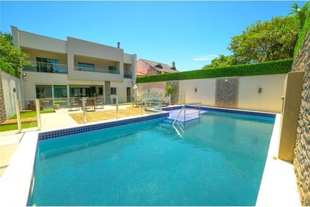 Imponente residencia, Los Laureles, Asunción, Paraguay