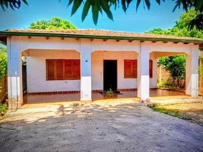 Casa a minutos del centro de San Lorenzo