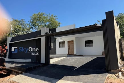 ALQUILO CASA  EN FDO DE LA MORA ZONA NORTE 