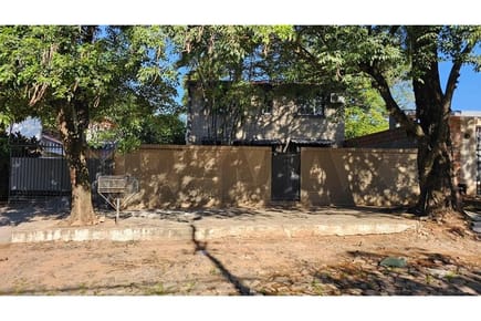 Se vende hermosa casa , zona Burger King