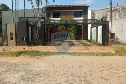 CASA EN VENTA EN LUQUE CON SOLO 8 MESES