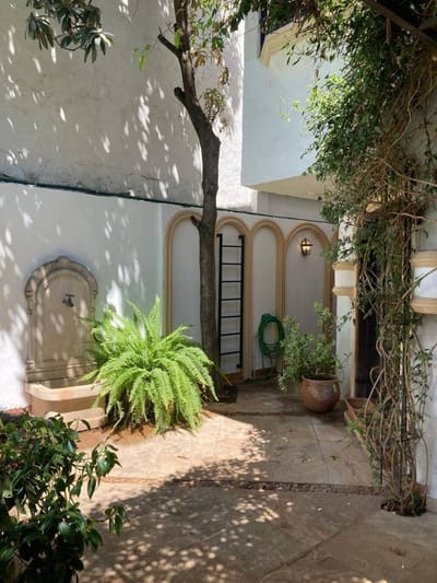 Residencia estilo mediterráneo. Zona Goethe - La cabrera.