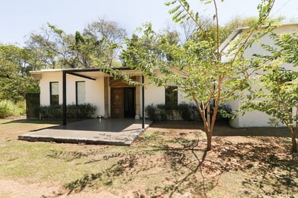 VENDO CASA EN CONDOMINIO EN VILLA ELISA