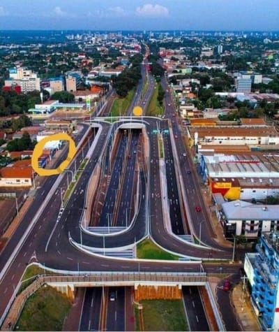 Vendo terreno sobre la Avenida Principal de Ciudad del Este