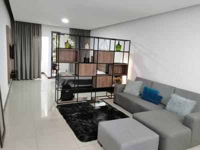 DPTO MONOAMBIENTE AMOBLADO EN VENTA EN EQUIPETROL SKY PLAZA
